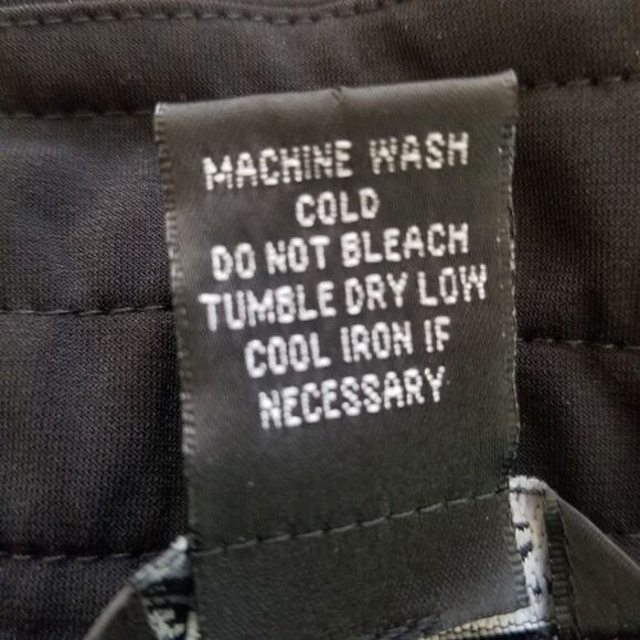 Black Little Cropped Polyester/Nylon Cardigan. Size S. - Picture 14 of 14